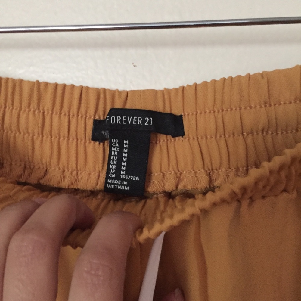 Forever 21 shorts - Picture 4 of 6